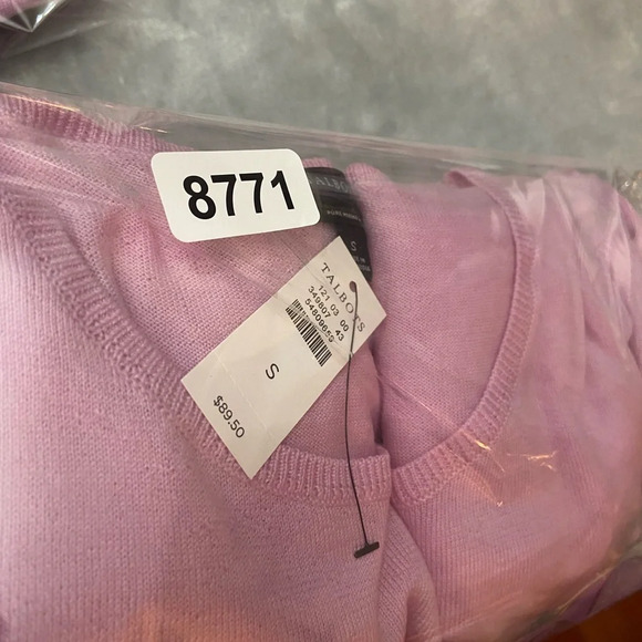 New! Talbots pearl sleeve cuff 100% merino wool crewneck sweater 28771 - Picture 9 of 9